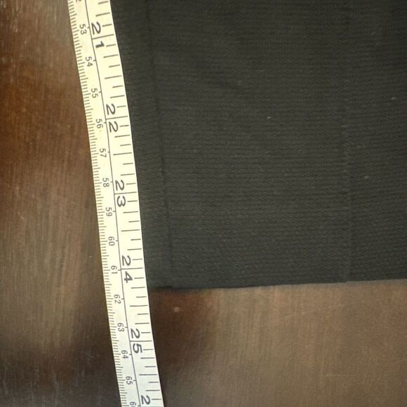 Vince Dress Pants Size 4 Wool Blend Cropped Leg Front Seam - Picture 7 of 7